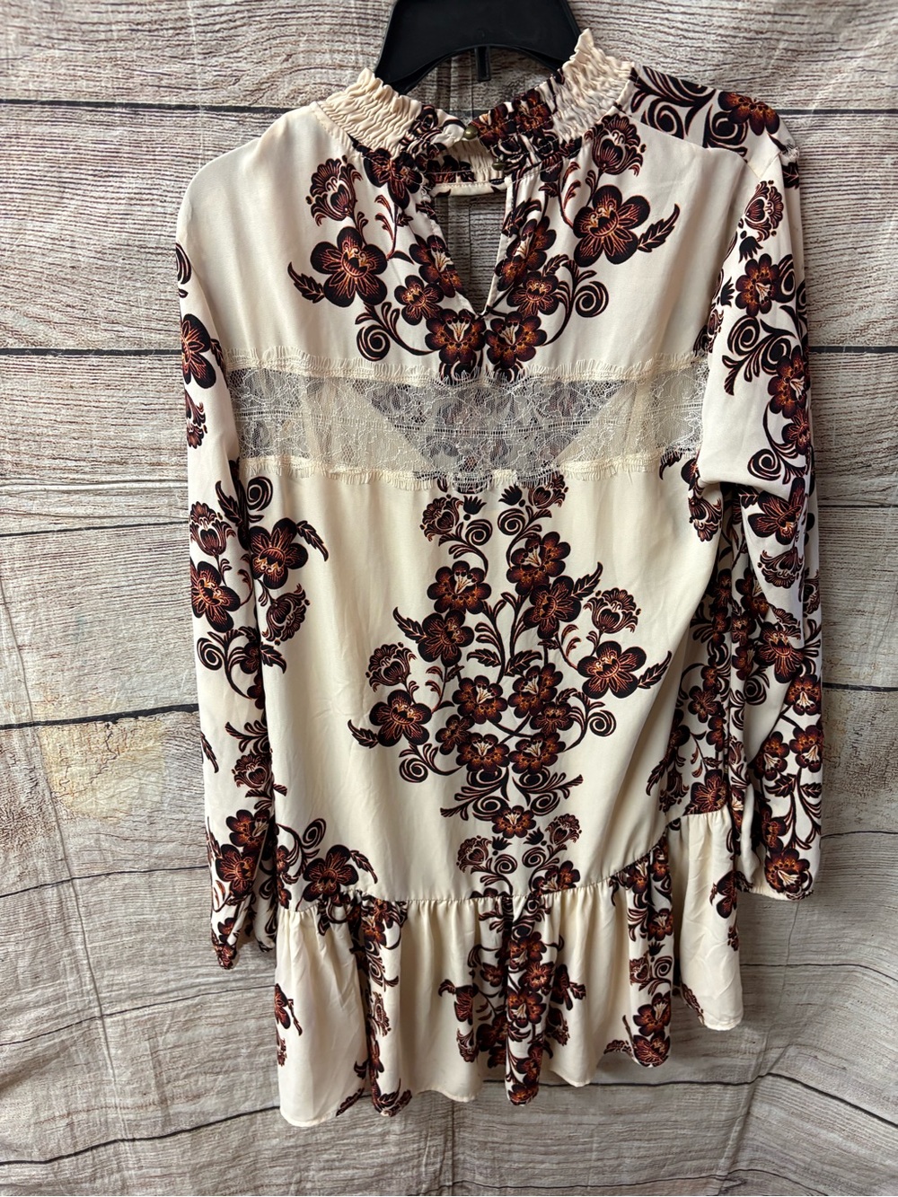 😍Cream Floral Lace-Trim Long-Sleeve Women's Top